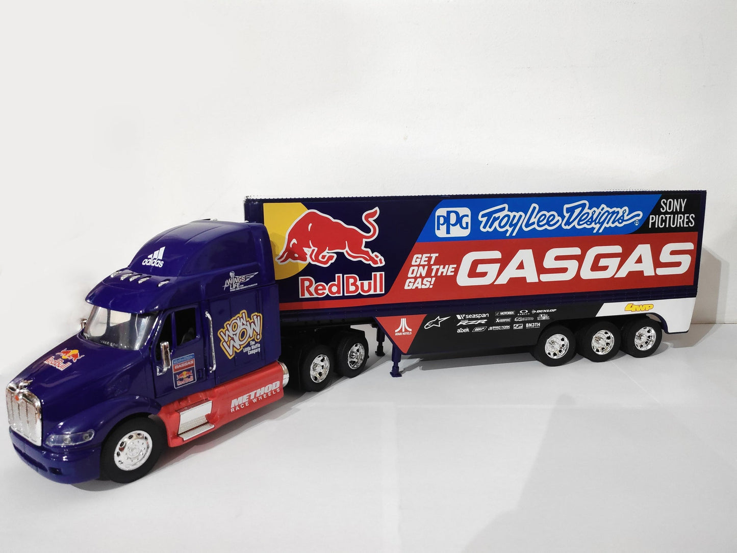 1/32 TLD Redbull GASGAS Factory Race Team Truck